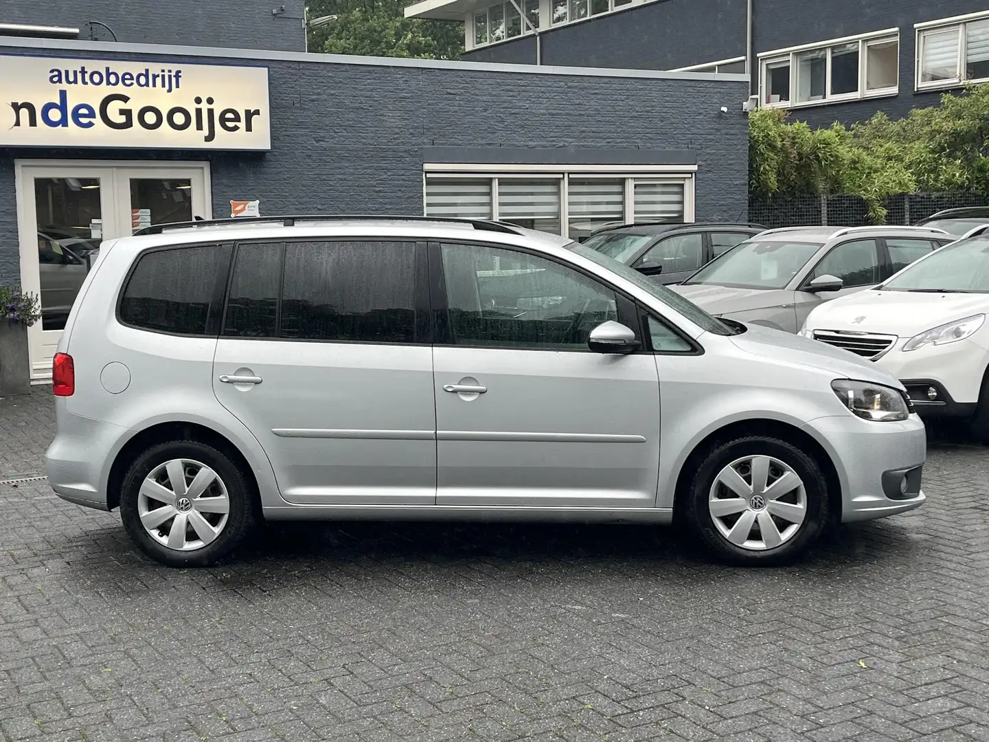 Volkswagen Touran 1.4 TSi DSG Business | NAV. | STOELVERW. | TREKHAA Grijs - 2