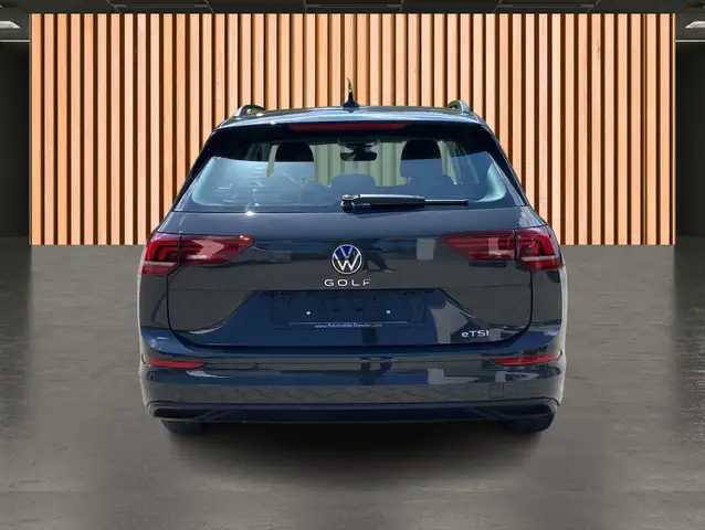 Volkswagen Golf view 7