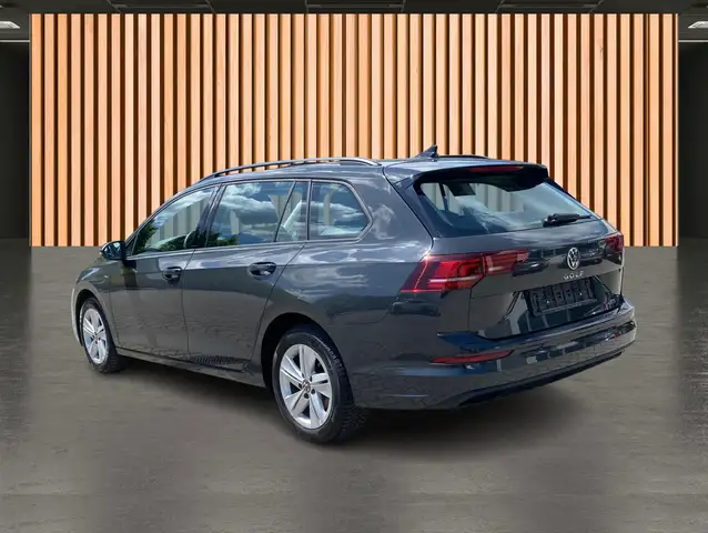 Volkswagen Golf view 8