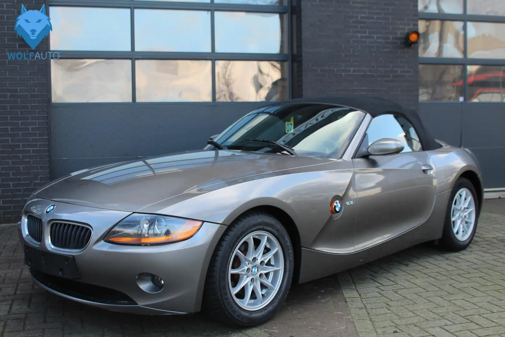 BMW Z4 Roadster 2.2i GOEDE AUTO!, Airco, Stoelverwarming Grau - 1