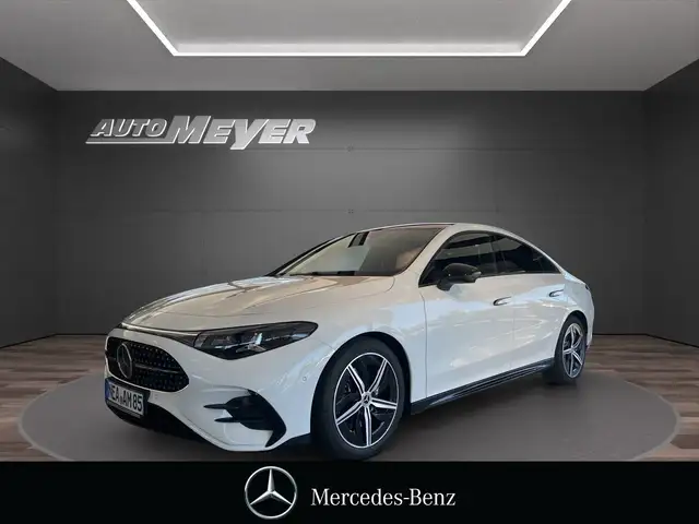 Mercedes-Benz CLA 200 NEUES MODELL+AMG+NIGHT+DISTR+MBEAM+PANO