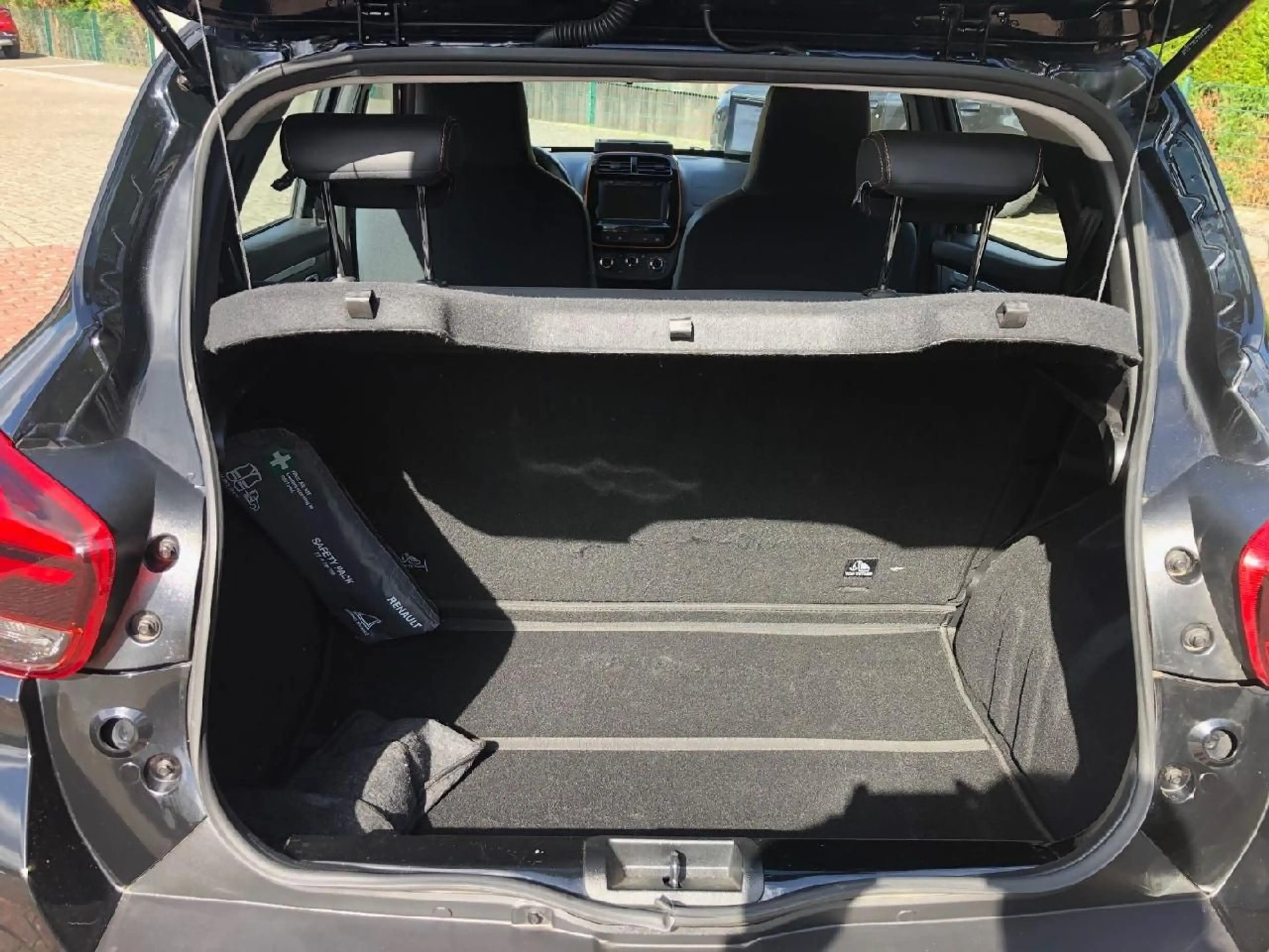 Dacia Spring Electric Comfort Plus, CCS ! — photo 12