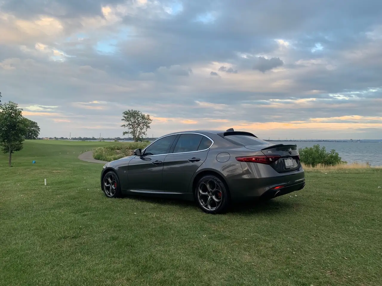 Alfa Romeo Giulia снимка Alfa Romeo Giulia