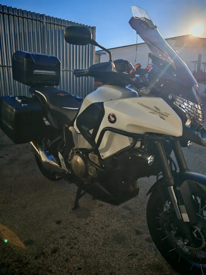 Honda Crosstourer 1200 Biały - 2