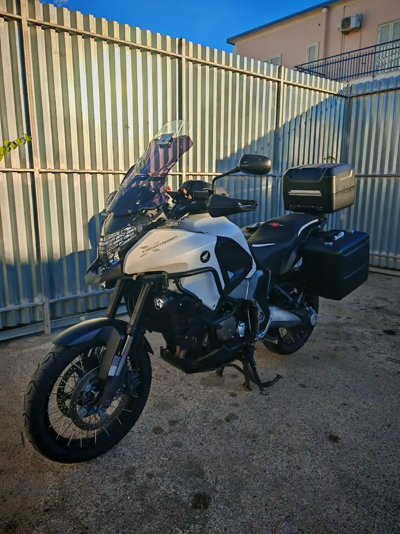 Honda Crosstourer 1200 Biały - 1