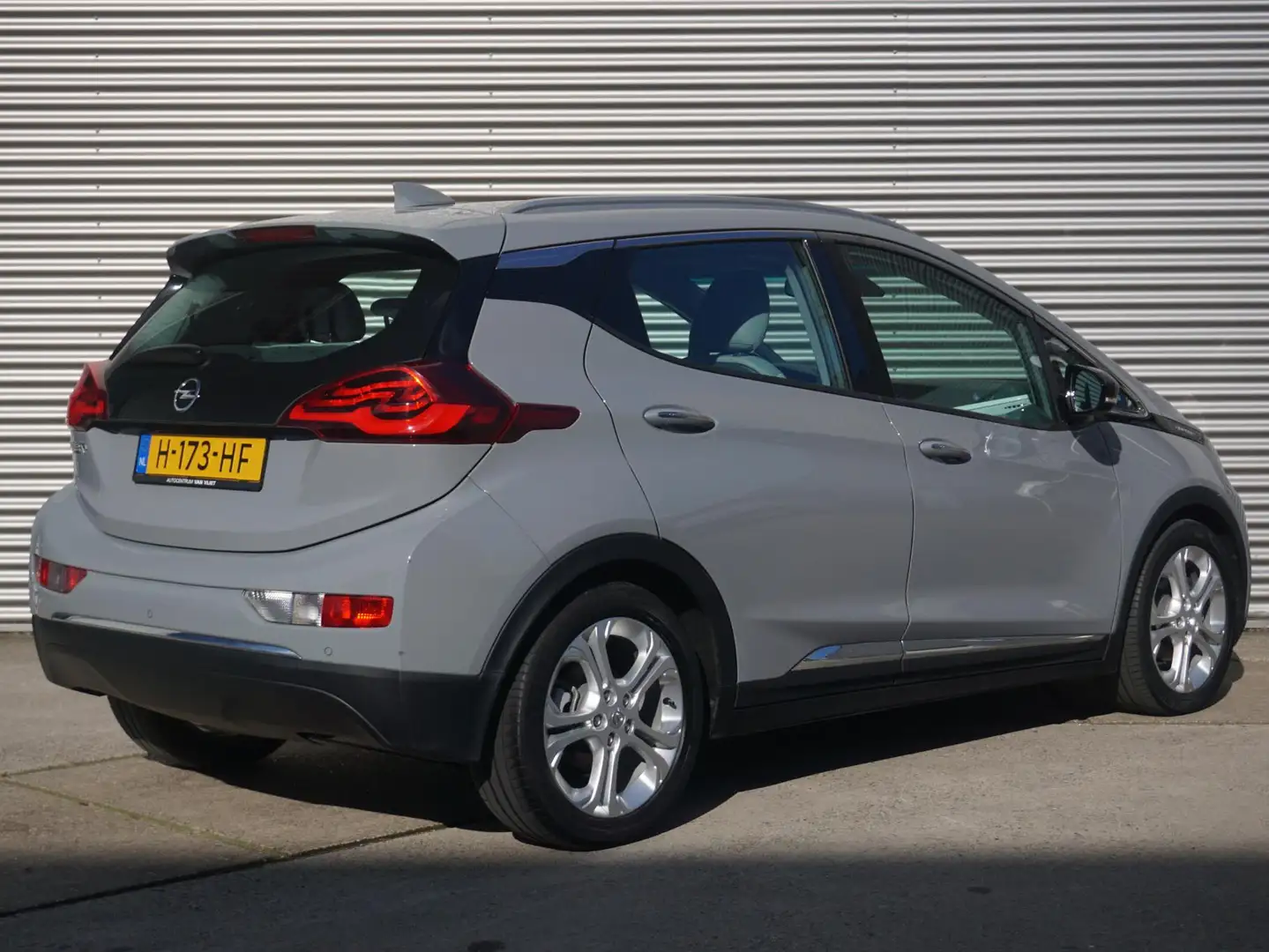 Opel Ampera-E Business 60 kWh Grijs - 2