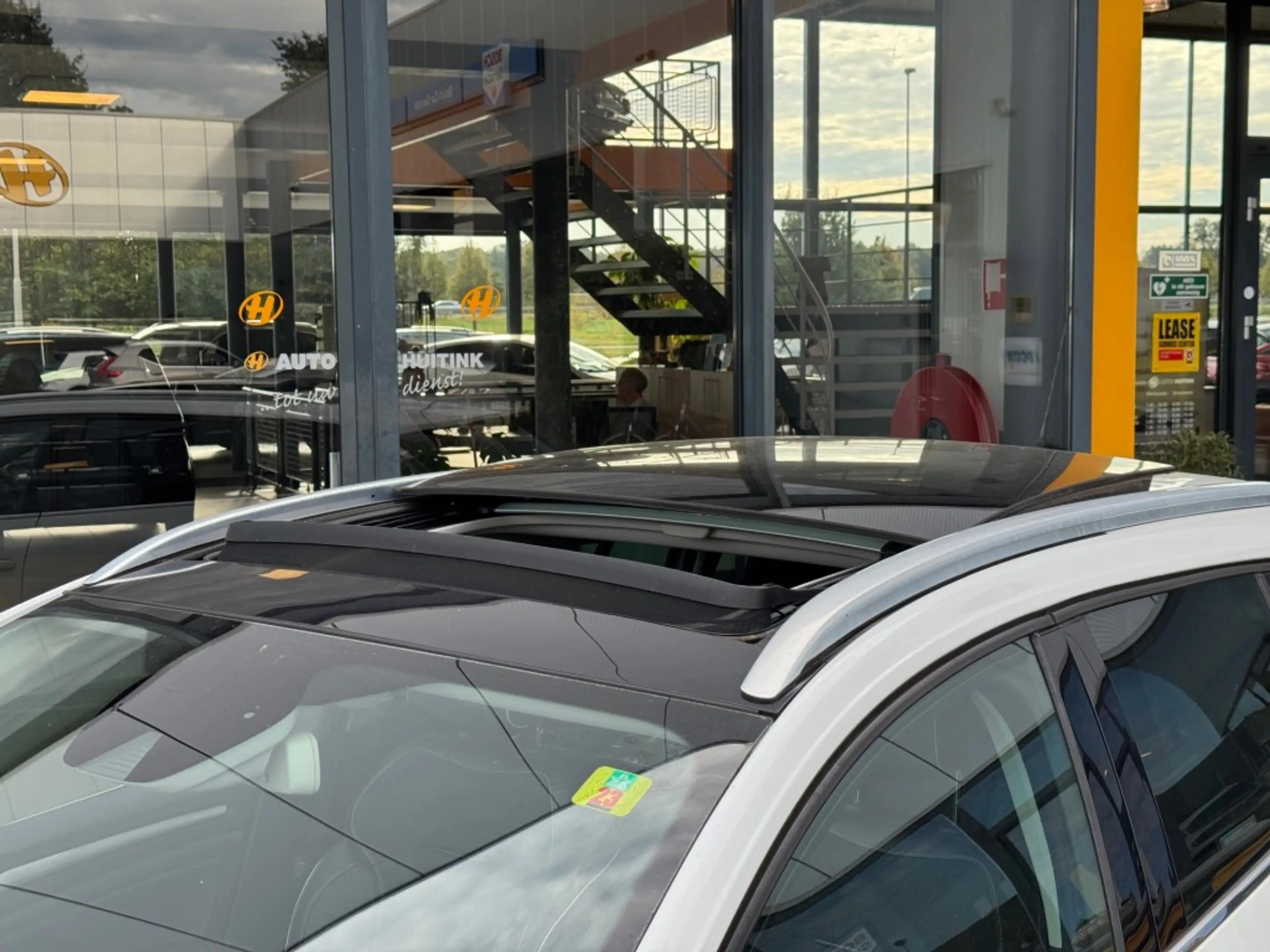 Renault Megane 1.2 TCe Bose - schuif/kanteldak - camera - 1e eige — photo 2