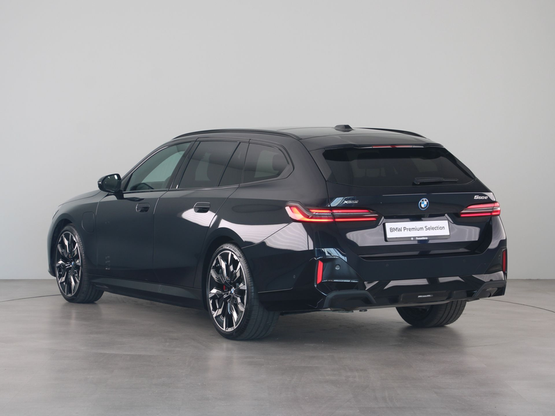 BMW 550 5 Serie 550e Touring xDrive — photo 12
