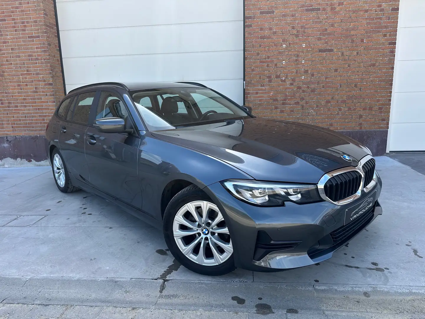 BMW 320 d Touring incl. Garantie/Zetelverw./Trekhaak/LED/ Grijs - 1