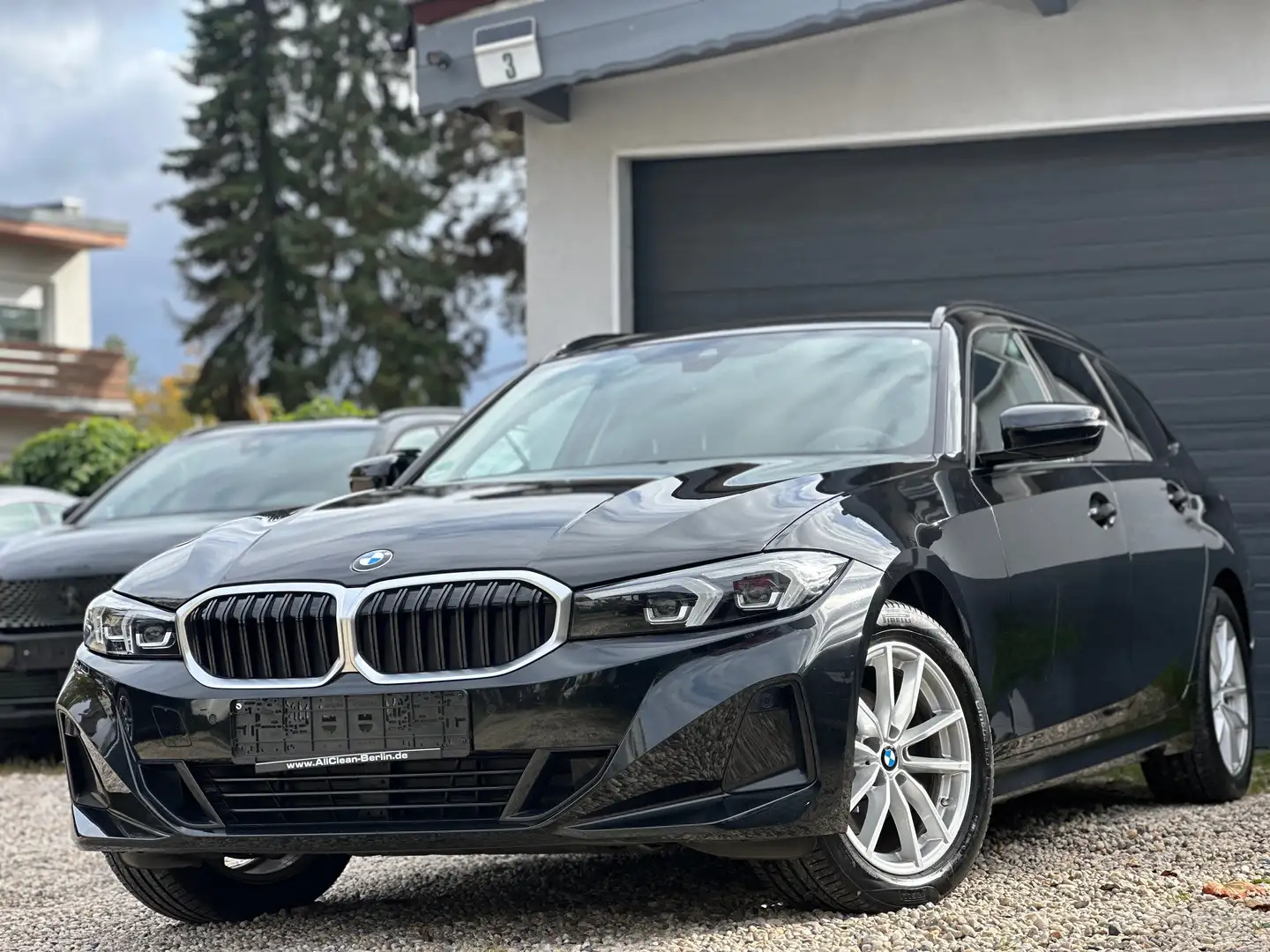 BMW 320 320 d xDrive/Sport/LED/8 fach Bereift! Noir - 2