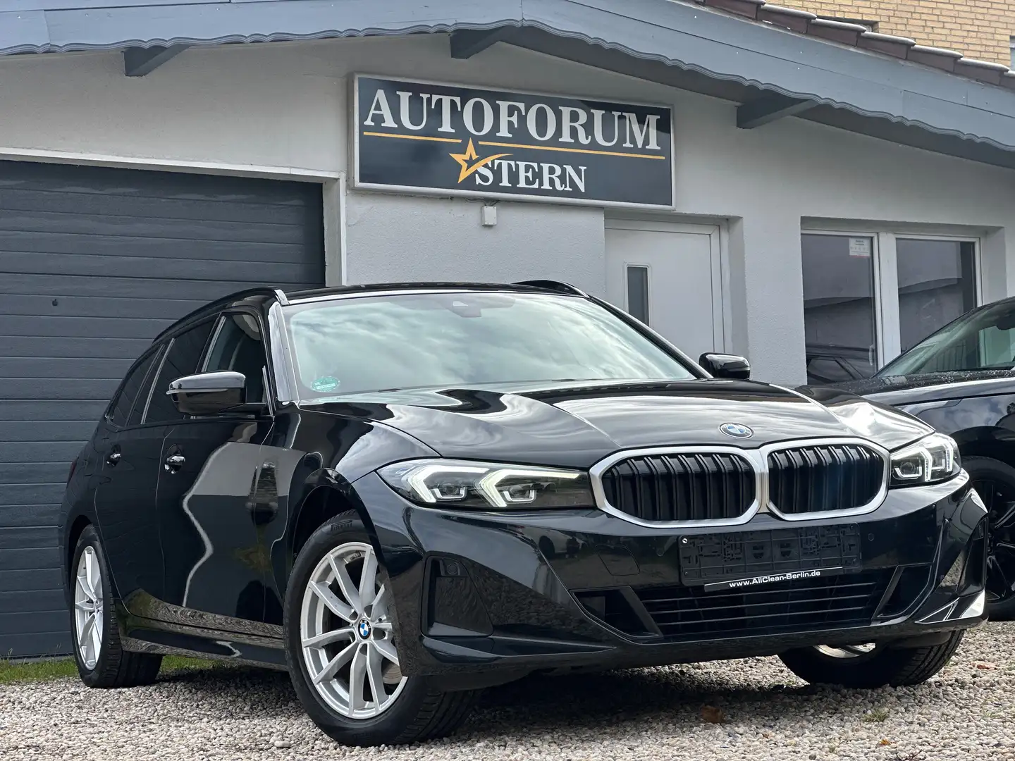 BMW 320 320 d xDrive/Sport/LED/8 fach Bereift! Noir - 1