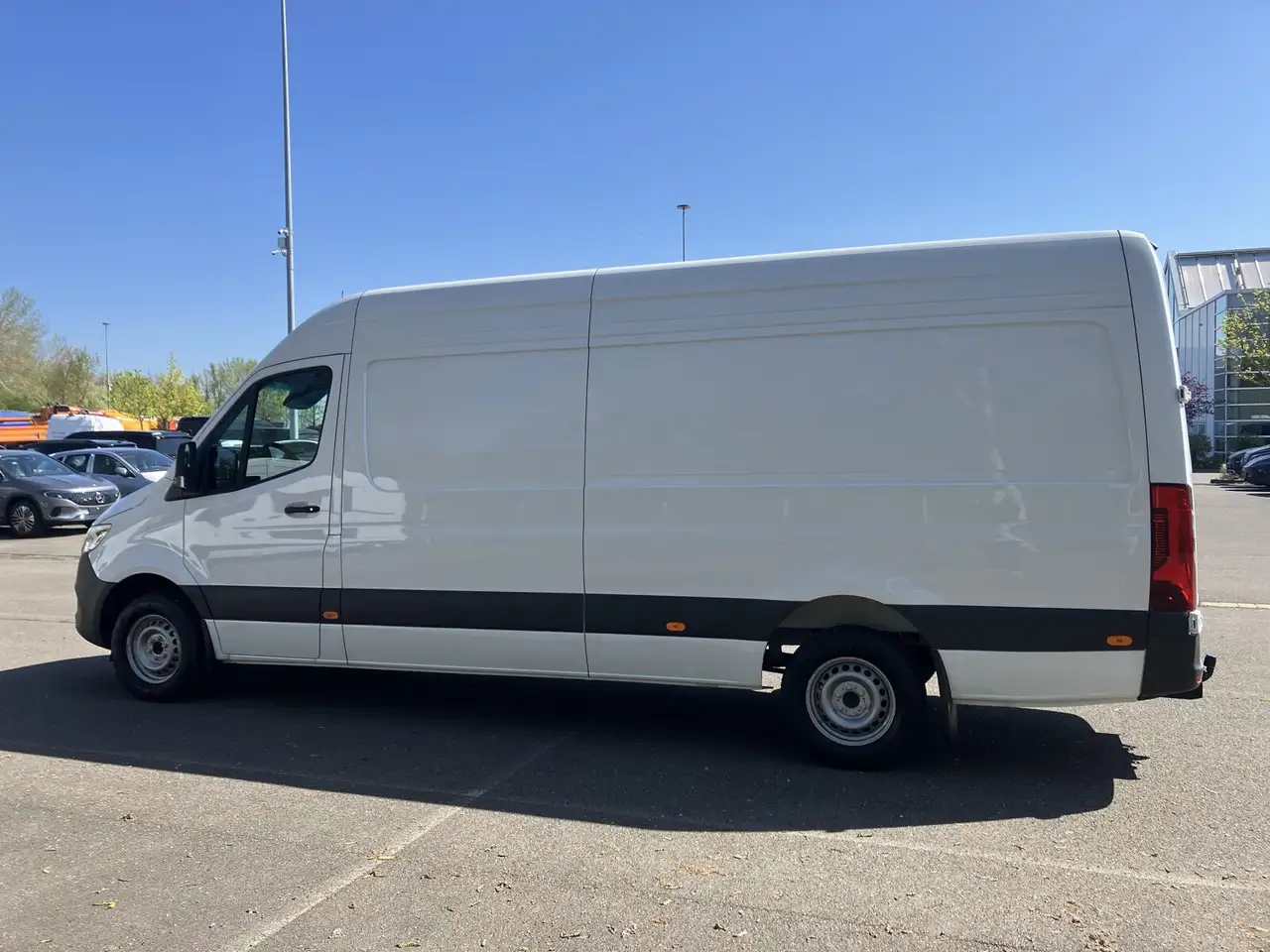 Mercedes-Benz Sprinter Sprinter 317 KA/L HD Select DISTR.Navi LED AHK 8