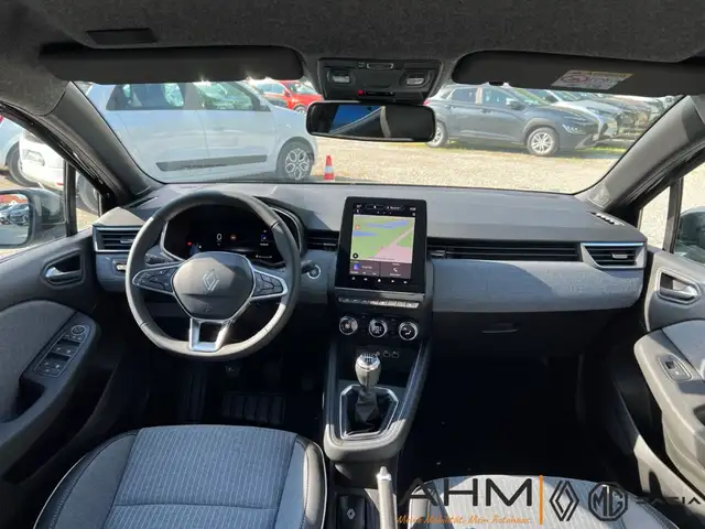 Renault Clio view 13