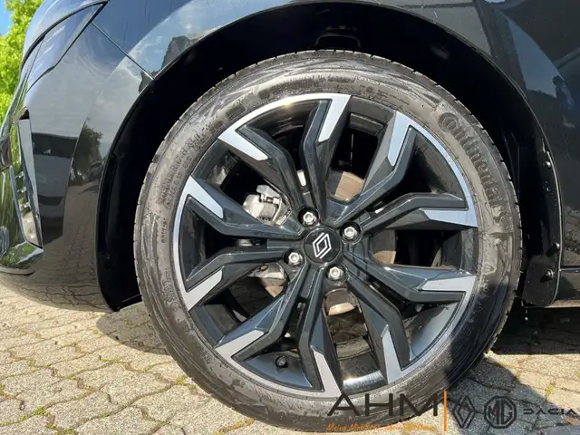 Renault Clio view 8