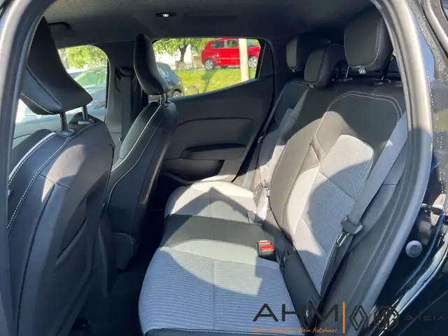 Renault Clio view 12