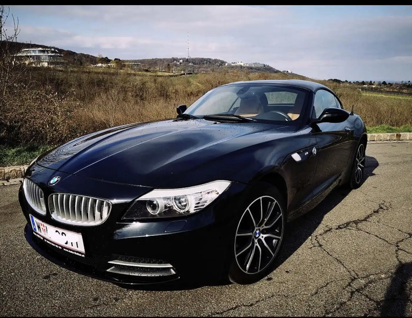 BMW Z4 sDrive 23i Schwarz - 2