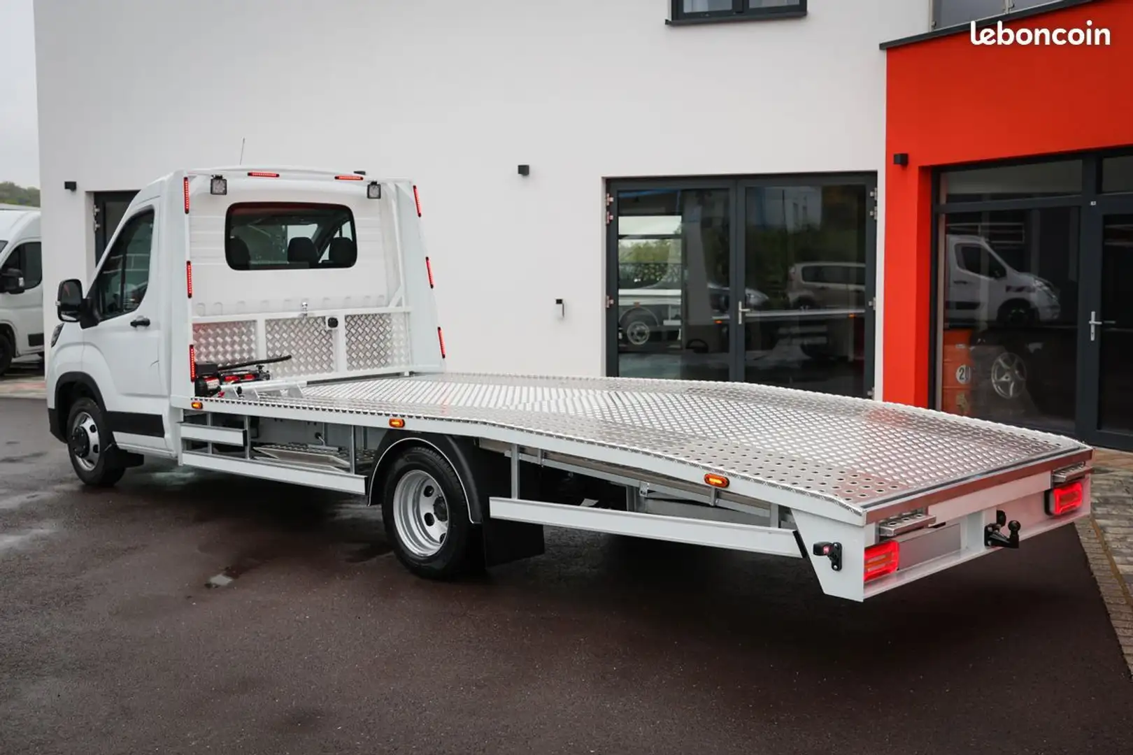 Maxus eDeliver 9 Deliver9 Deliver 2.0 150ch 2025 – Porte voiture neuf prête à être immatriculé Blanc - 2