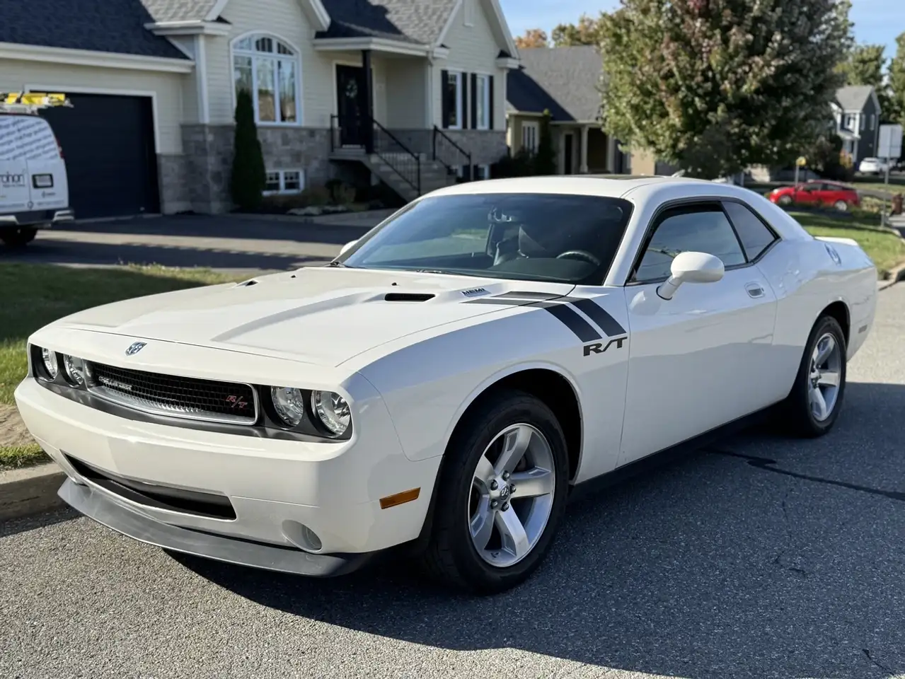 Dodge Challenger снимка Dodge Challenger
