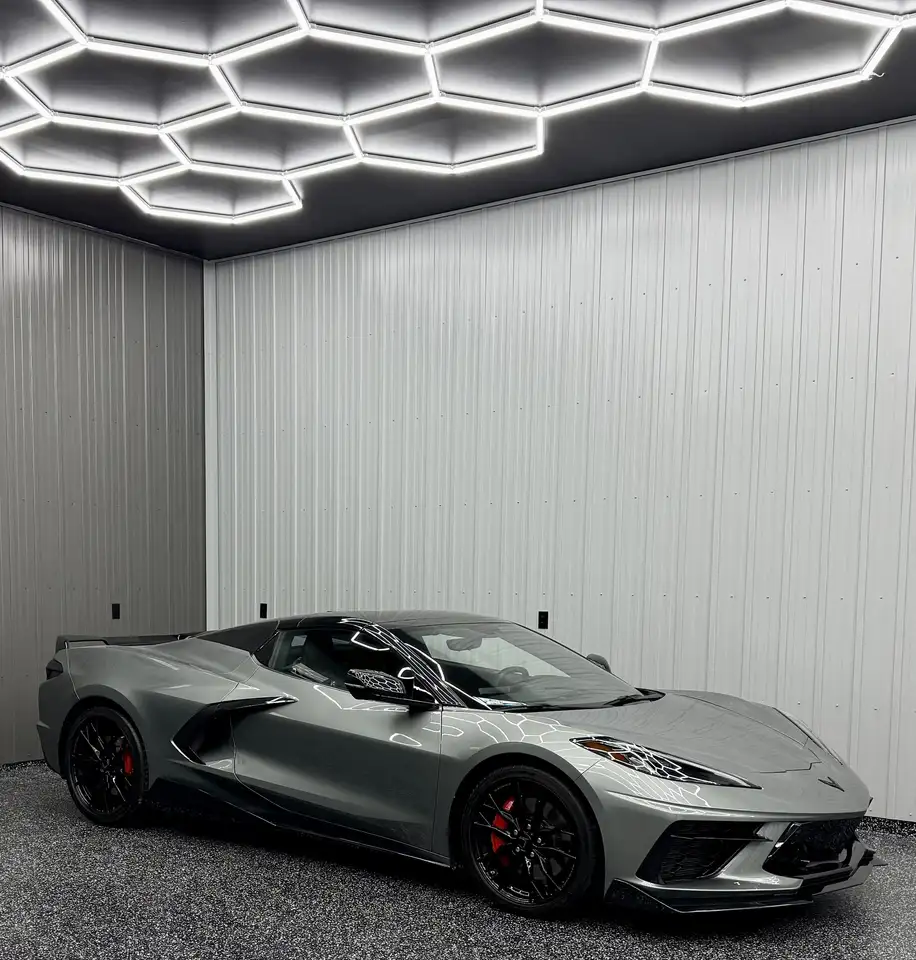Chevrolet Corvette снимка Chevrolet Corvette