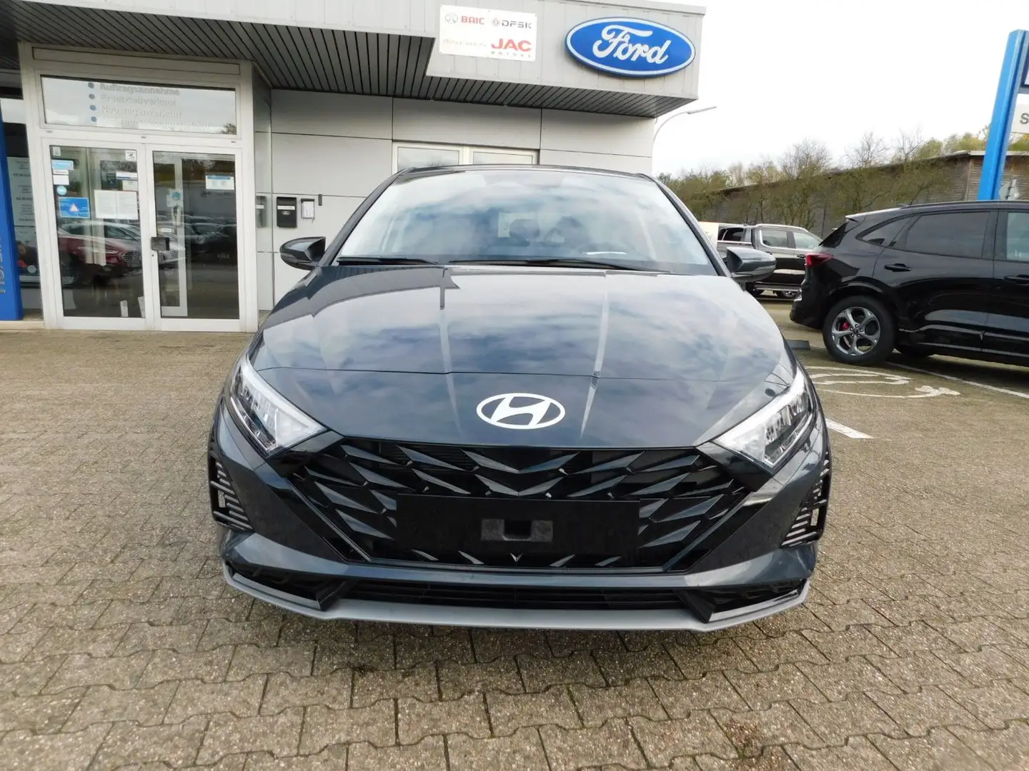 Hyundai i20 Trend 1,0 74kw, Navi / Led / Klima / Alu Grau - 2