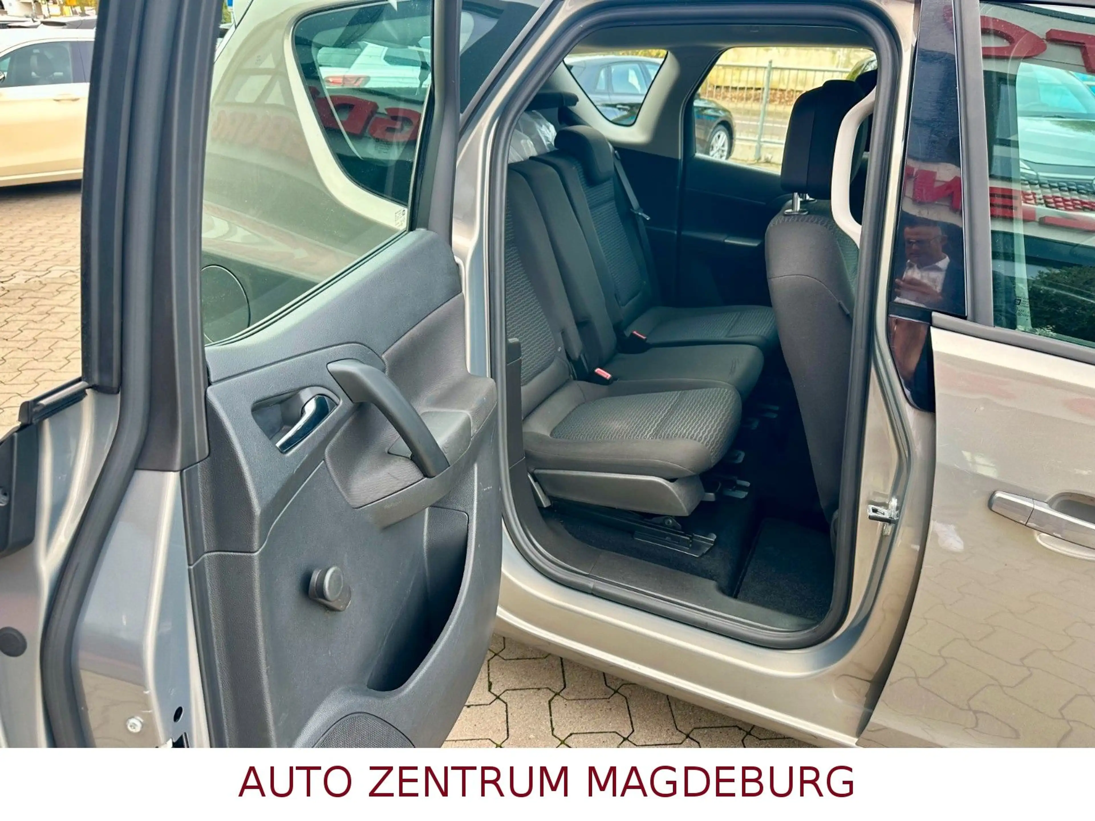 Opel Meriva B Drive *NAVI*PDC*TEMPOMAT* — photo 13