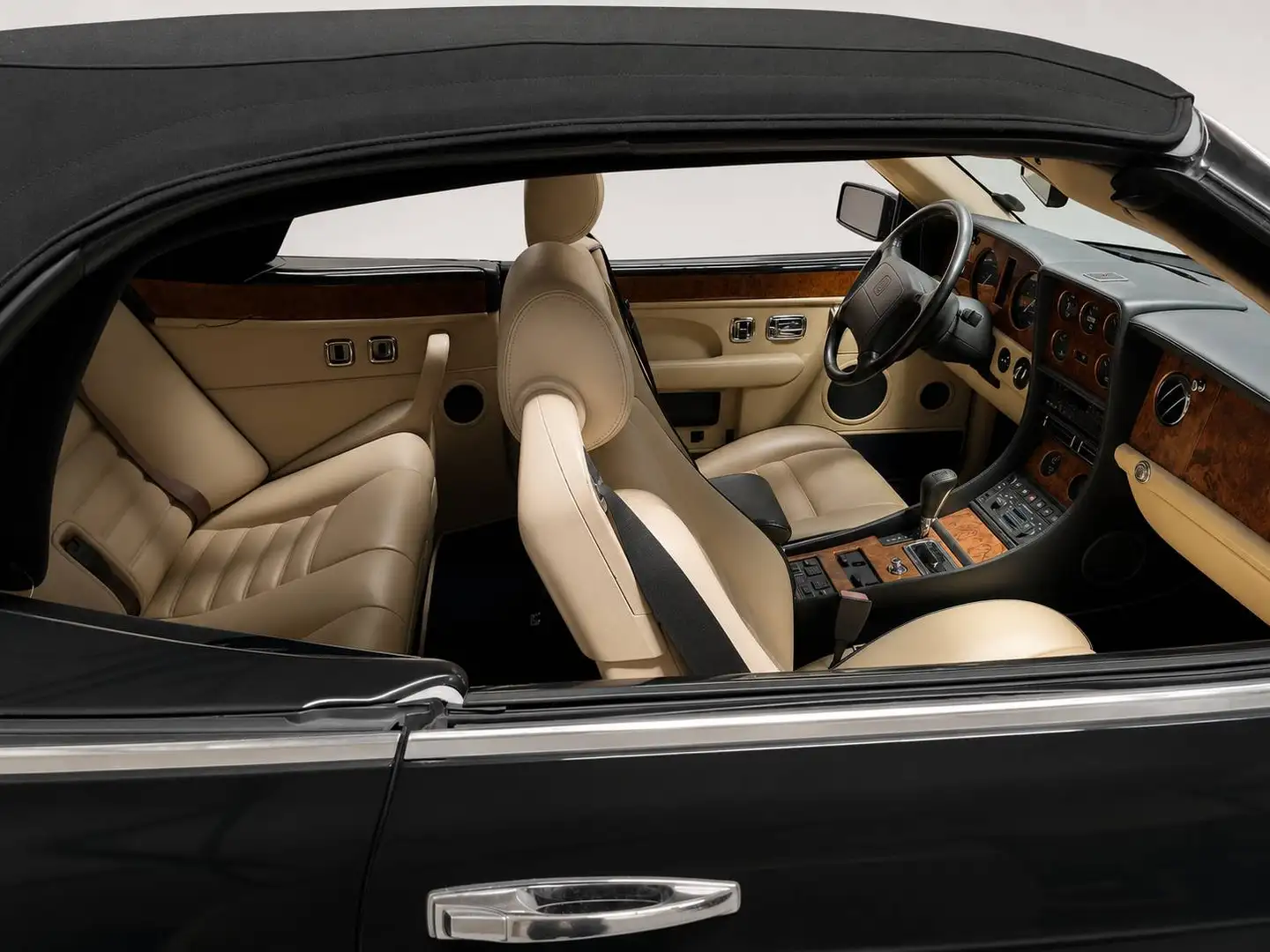 Bentley Azure Schwarz - 2