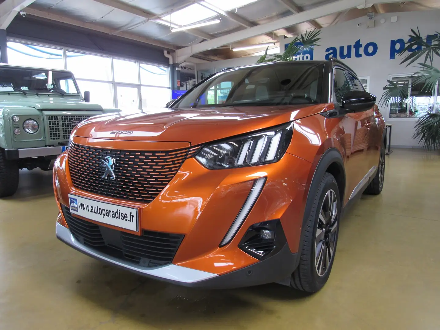 Peugeot 2008 ELECTRIQUE 136 GT + TOIT OUVRANT Orange - 1