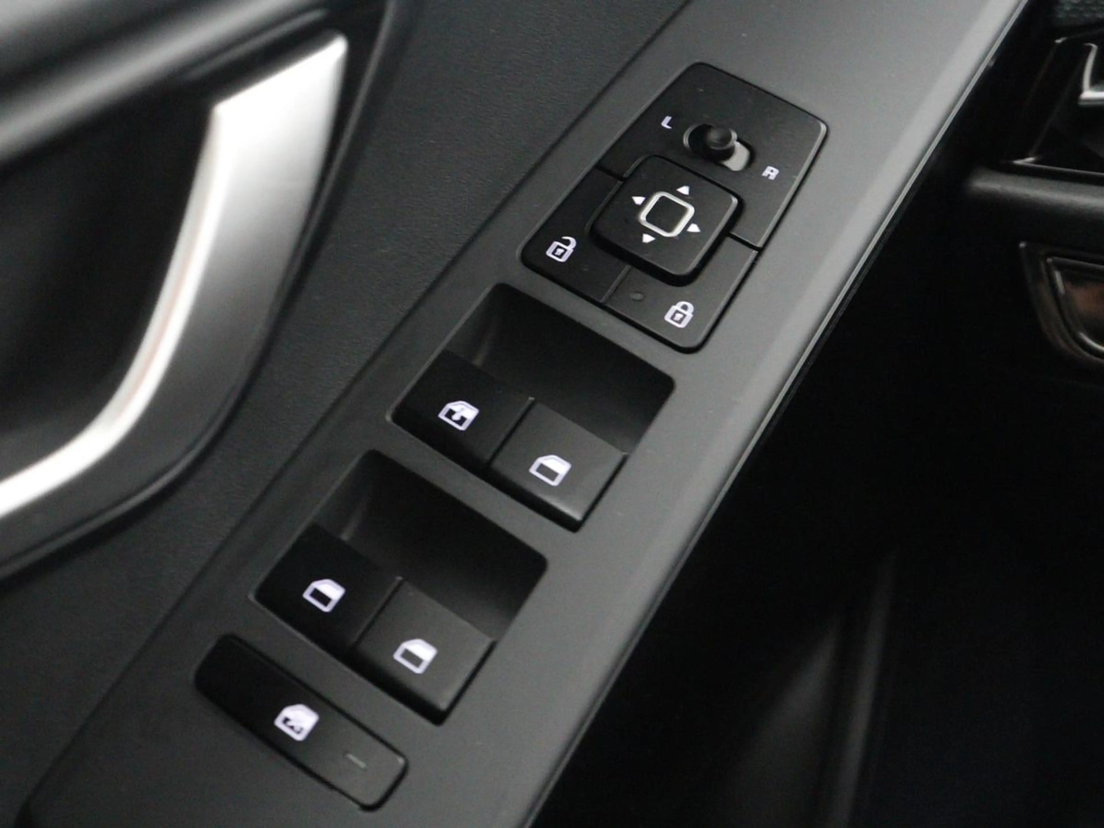 Kia e-Niro EV Light Edition 64.8 kWh | SOH 98,0% | Adaptive c — photo 35