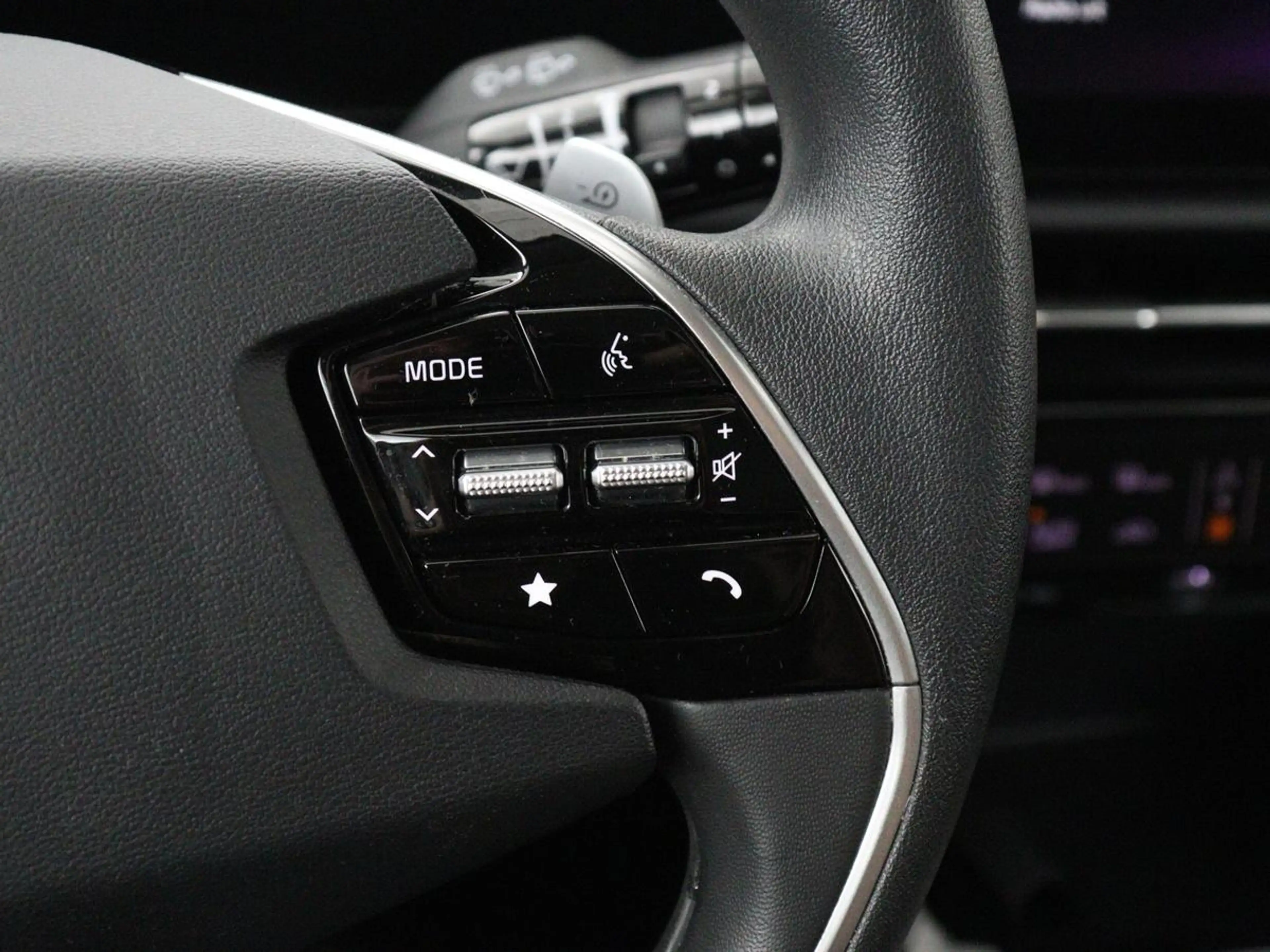 Kia e-Niro EV Light Edition 64.8 kWh | SOH 98,0% | Adaptive c — photo 24