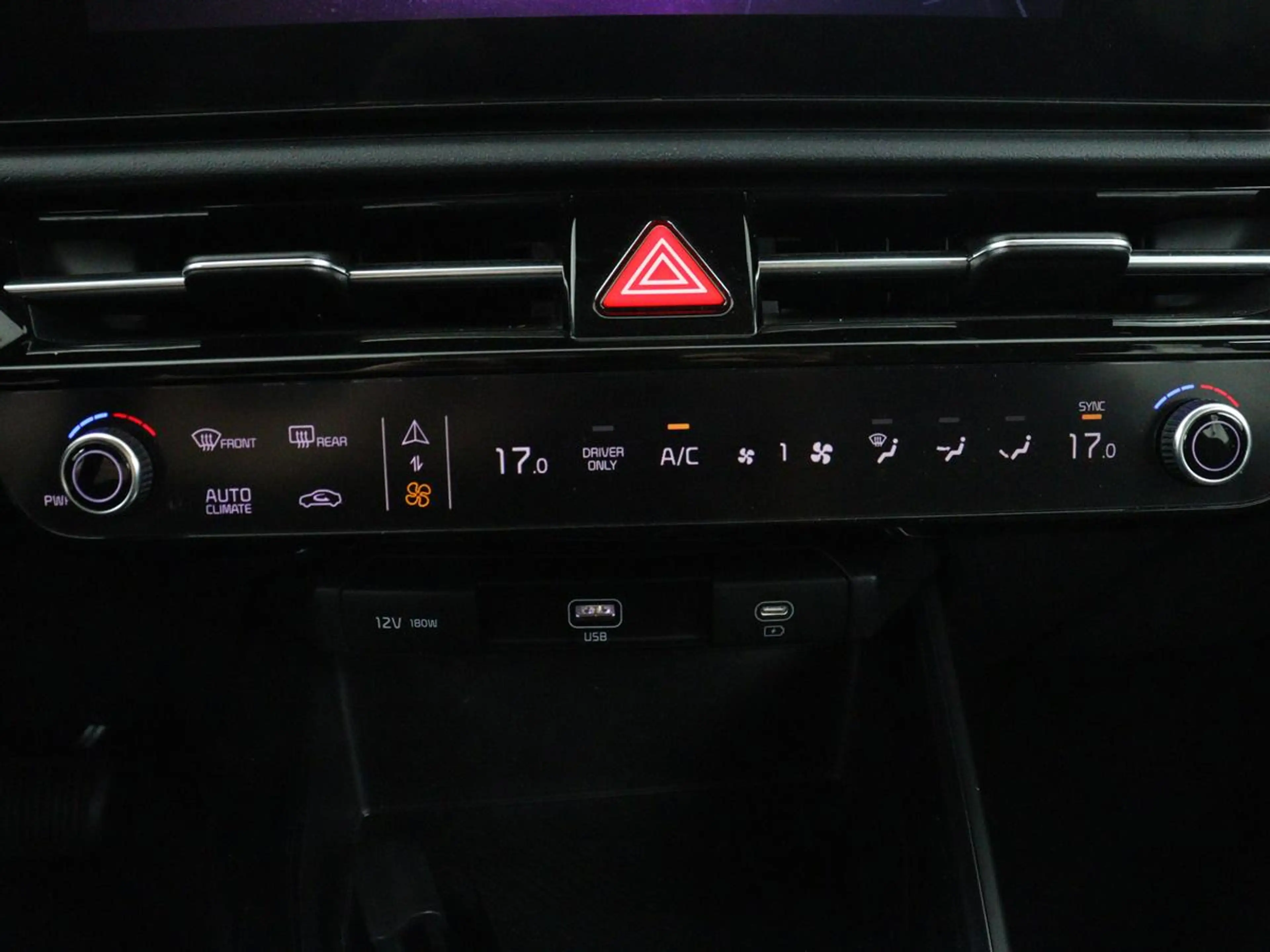 Kia e-Niro EV Light Edition 64.8 kWh | SOH 98,0% | Adaptive c — photo 28