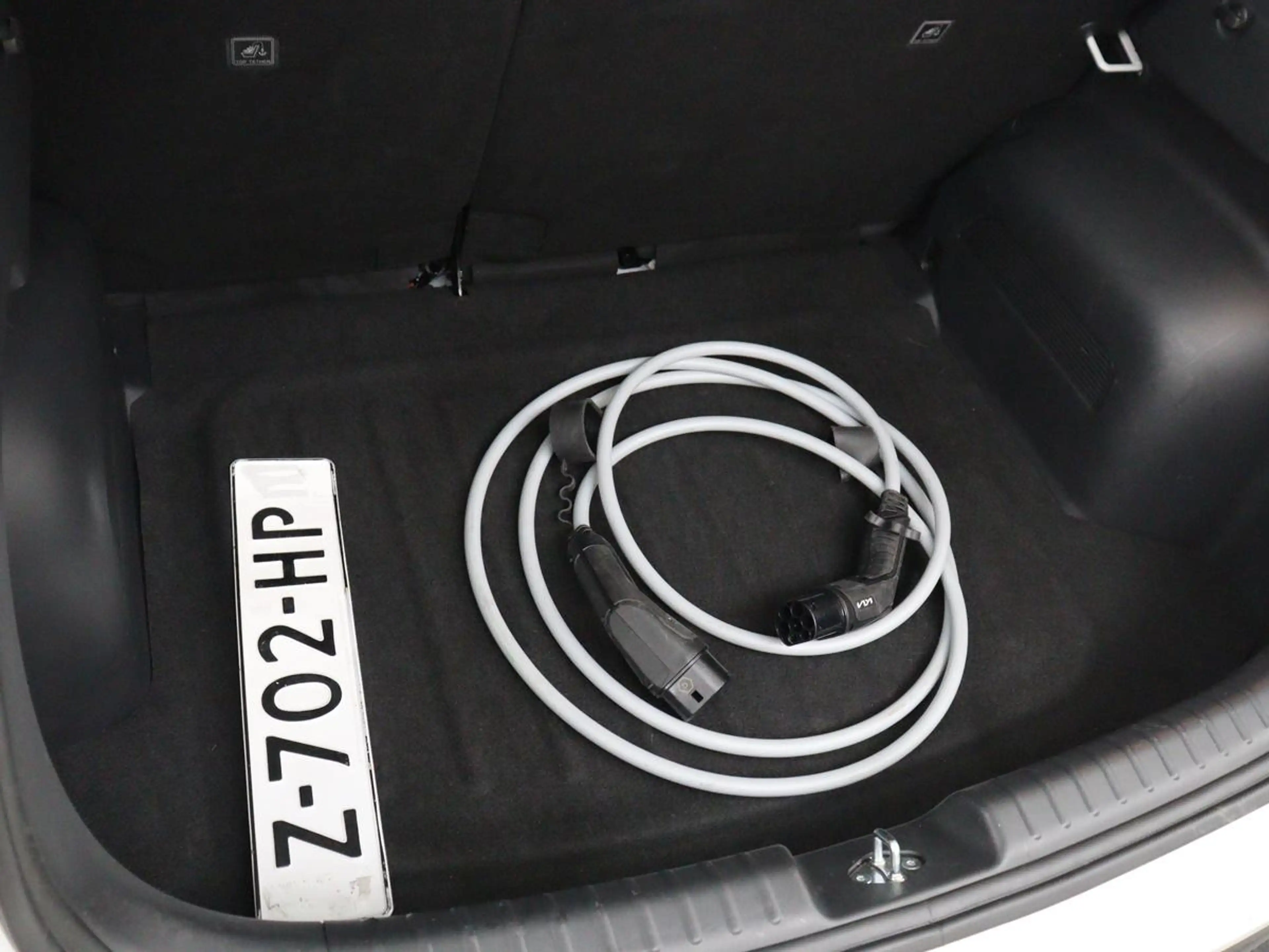 Kia e-Niro EV Light Edition 64.8 kWh | SOH 98,0% | Adaptive c — photo 12