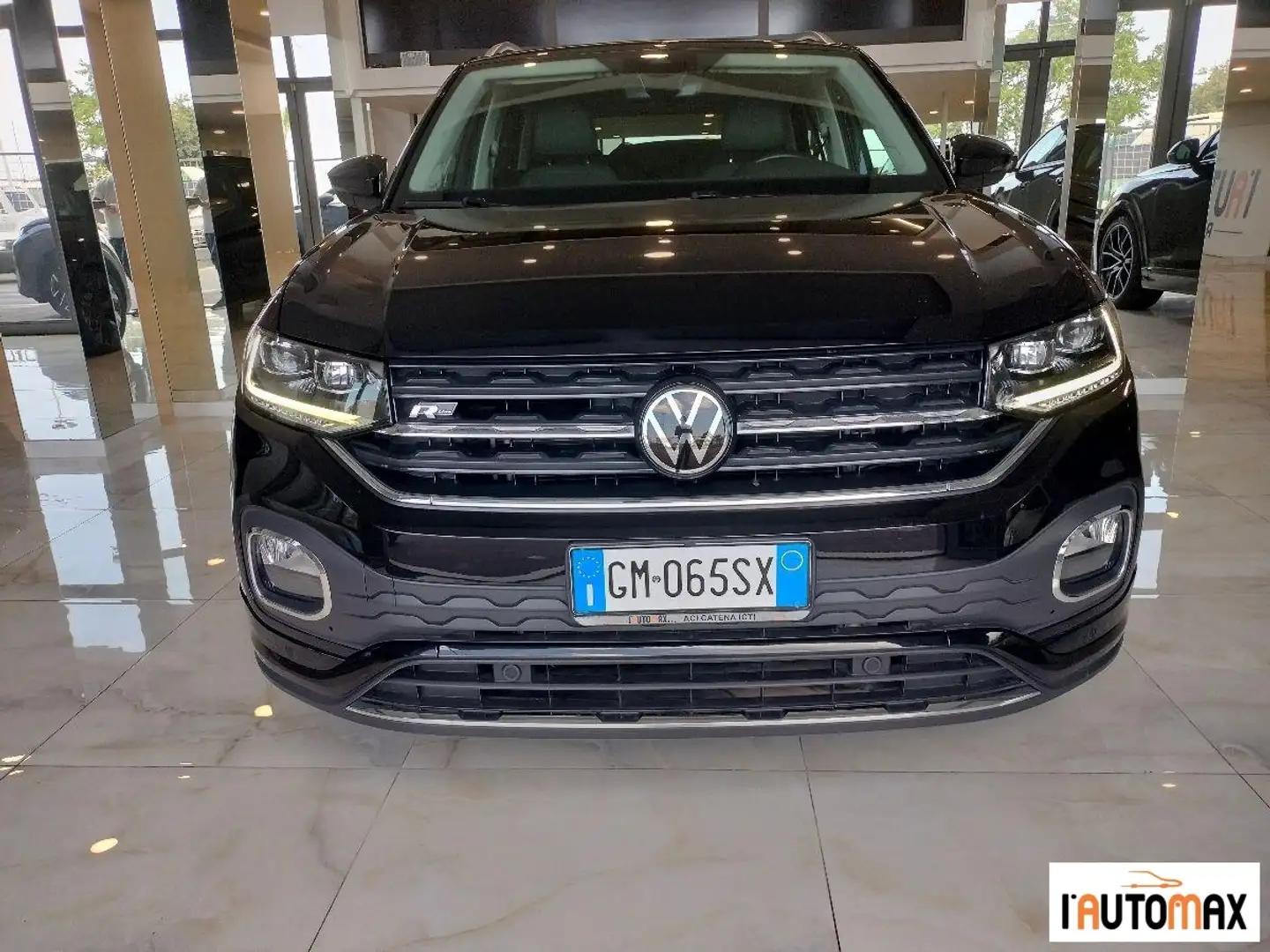 Volkswagen T-Cross 1.0 TSI DSG R-Line Nero - 2