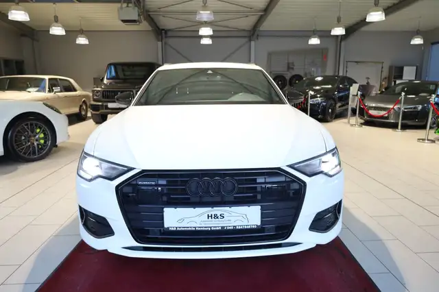 Audi A6 Avant view 9