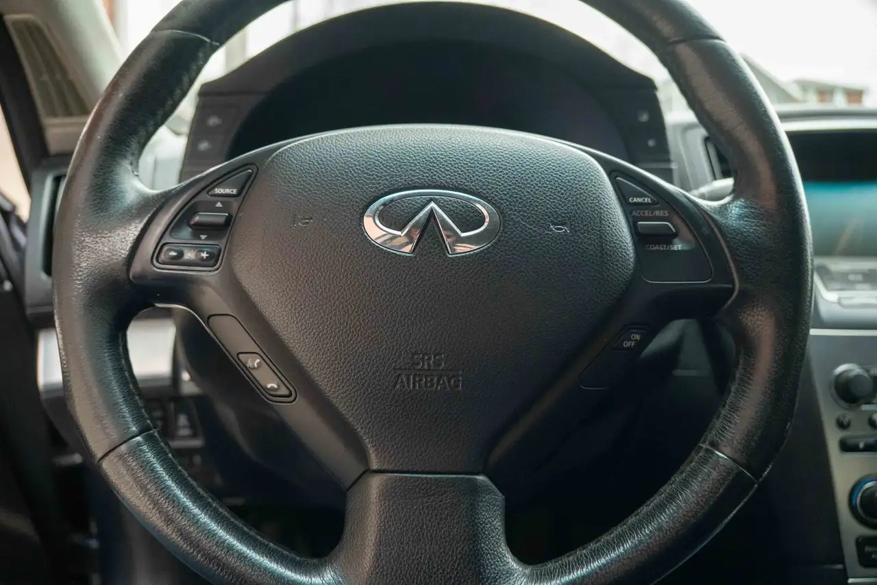 Infiniti G снимка Infiniti G