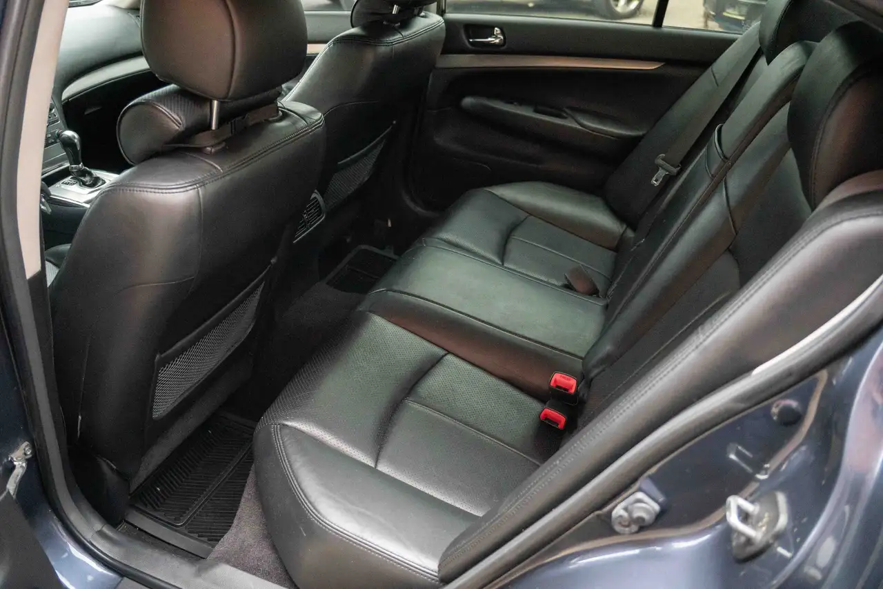 Infiniti G снимка Infiniti G
