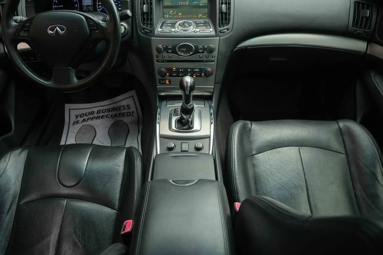 Infiniti G снимка Infiniti G