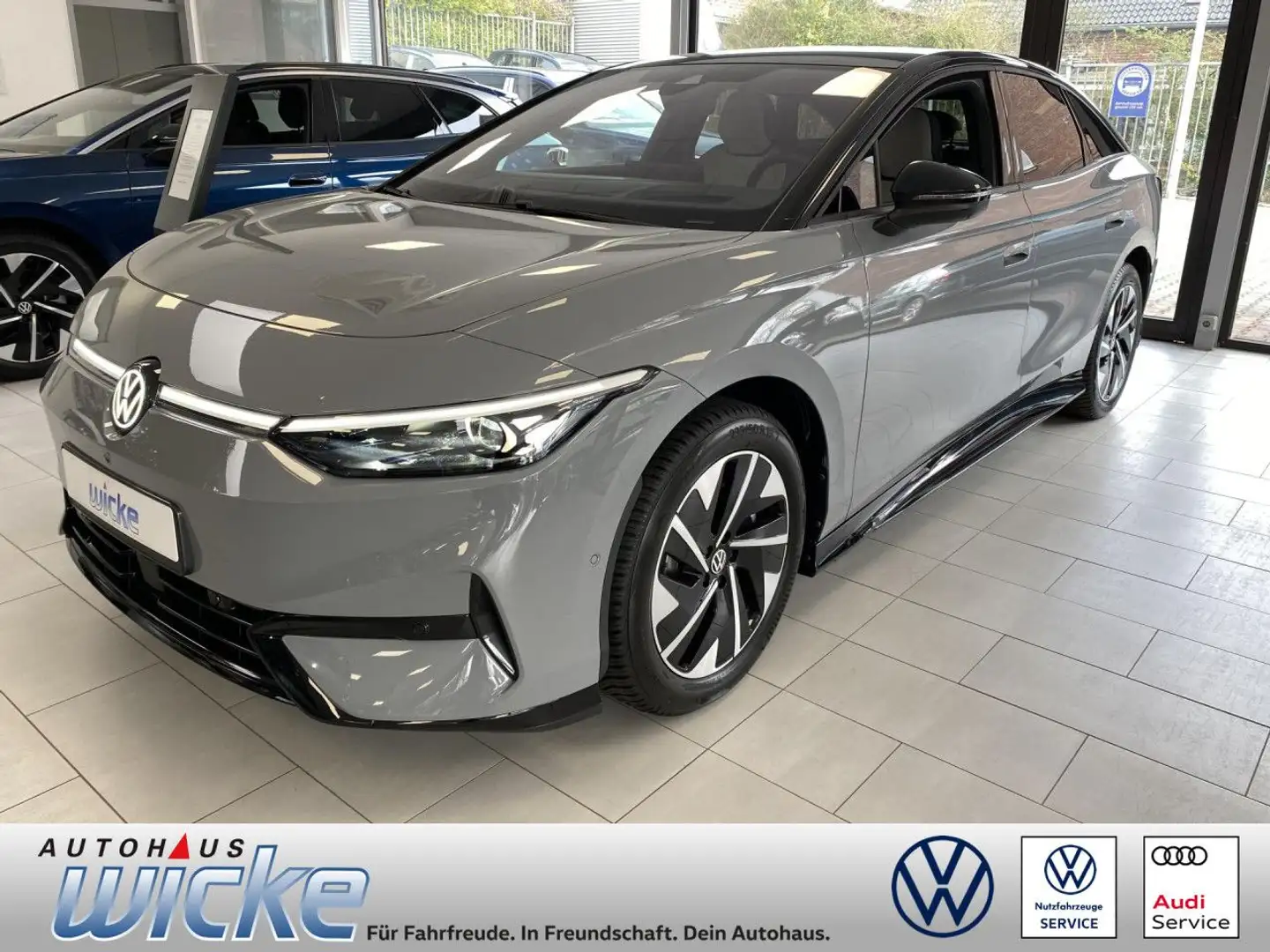 Volkswagen ID.7 Pro NAVI KLIMA LED AHK REAR VIEW Bluetooth Grijs - 1