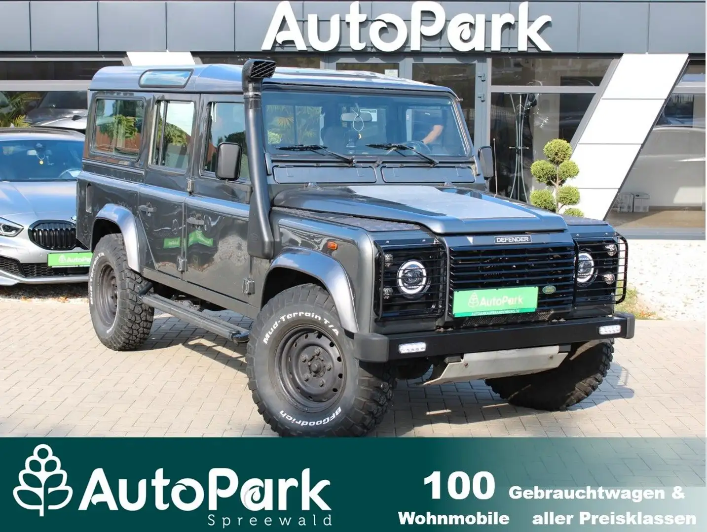 Land Rover Defender 110 TD5 Station Wagon E Grau - 1