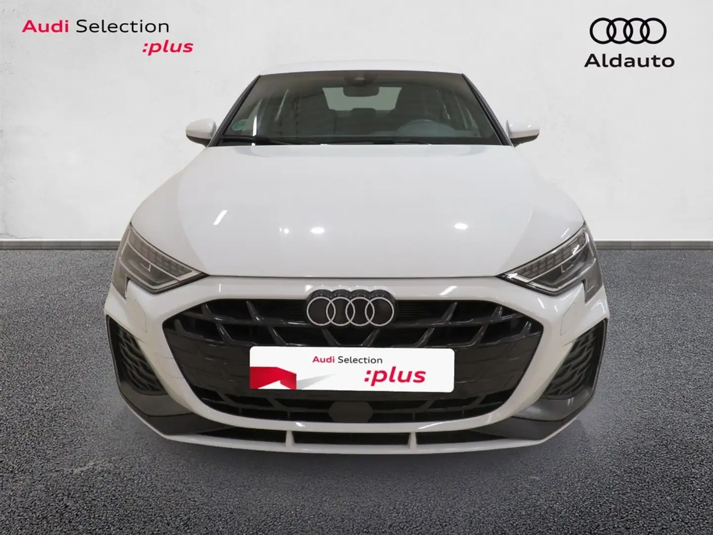 Audi A3 Sedán TFSI S line S tronic 110kW Blanco - 2