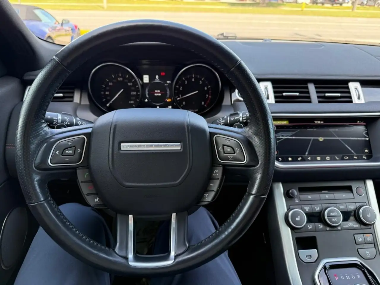 Land Rover Range Rover Evoque снимка Land Rover Range Rover Evoque