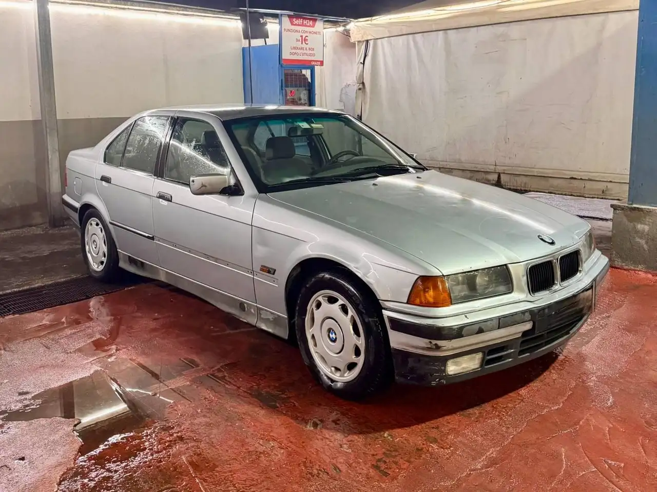 BMW 318 Serie 3 E36 Berlina 318i Europa c/2airbag, foto 3