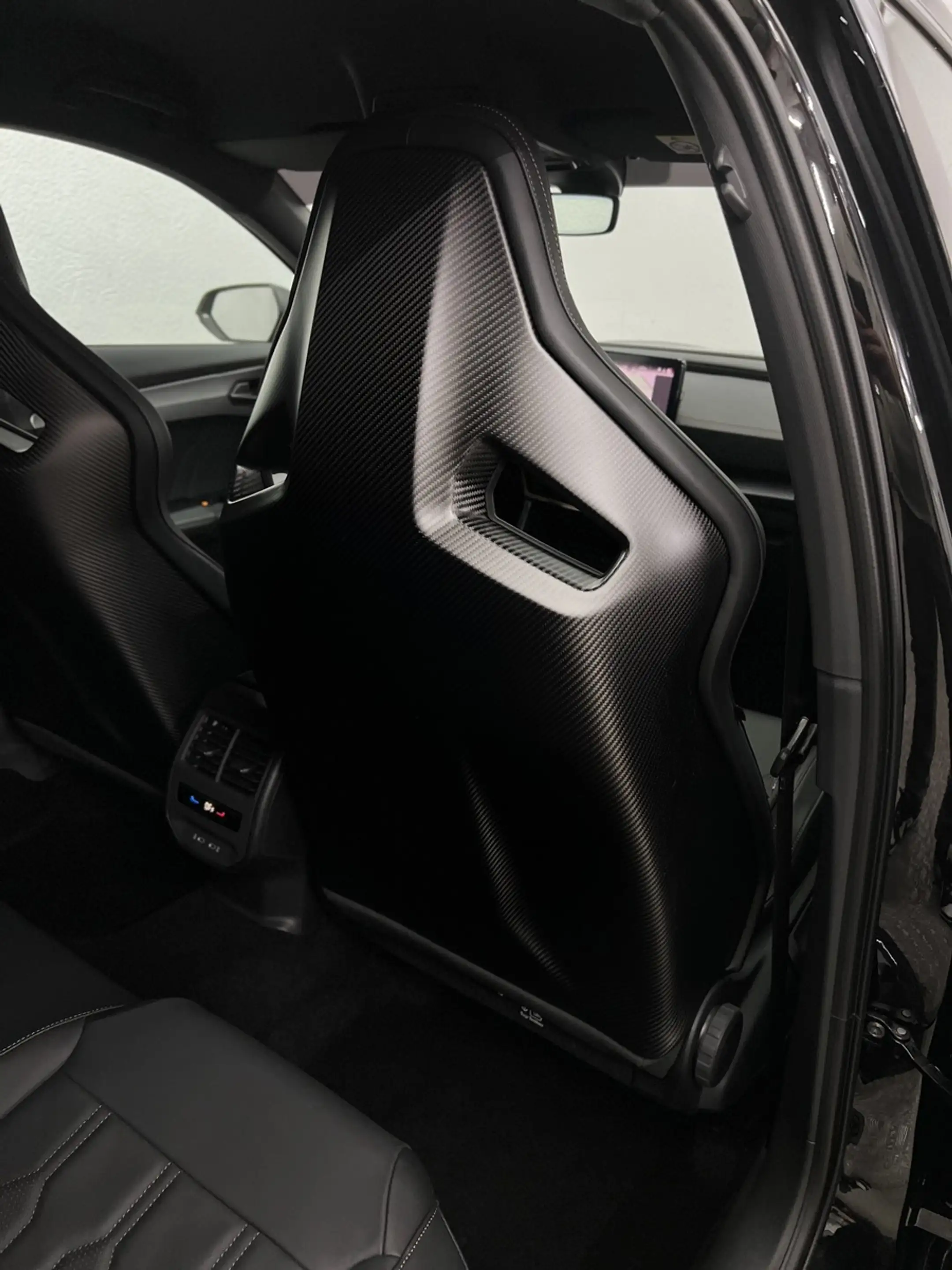 CUPRA Formentor VZ5 2.5 TSI 4D CARBON+SCHALE+360+BEATS — photo 12