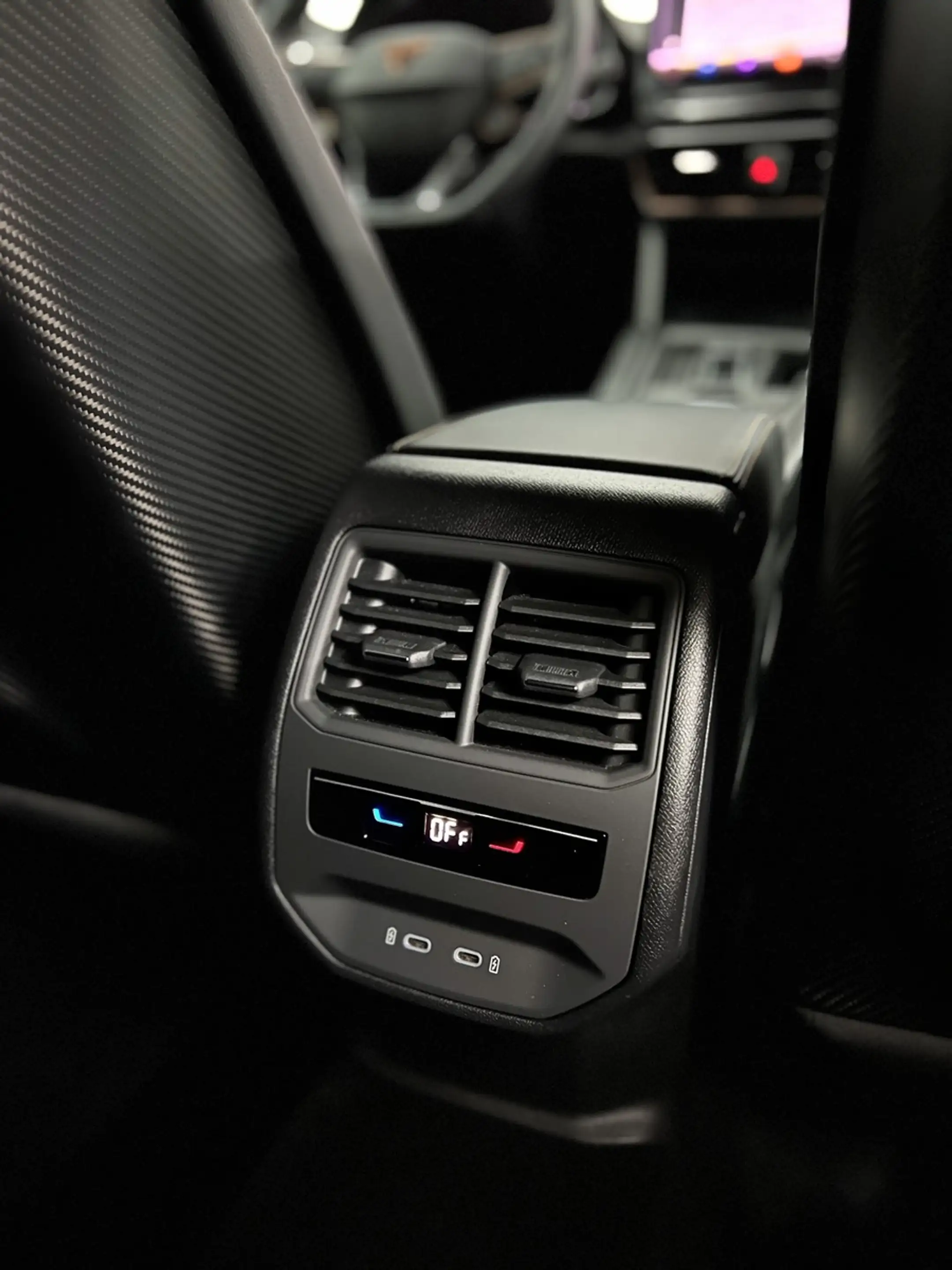CUPRA Formentor VZ5 2.5 TSI 4D CARBON+SCHALE+360+BEATS — photo 15