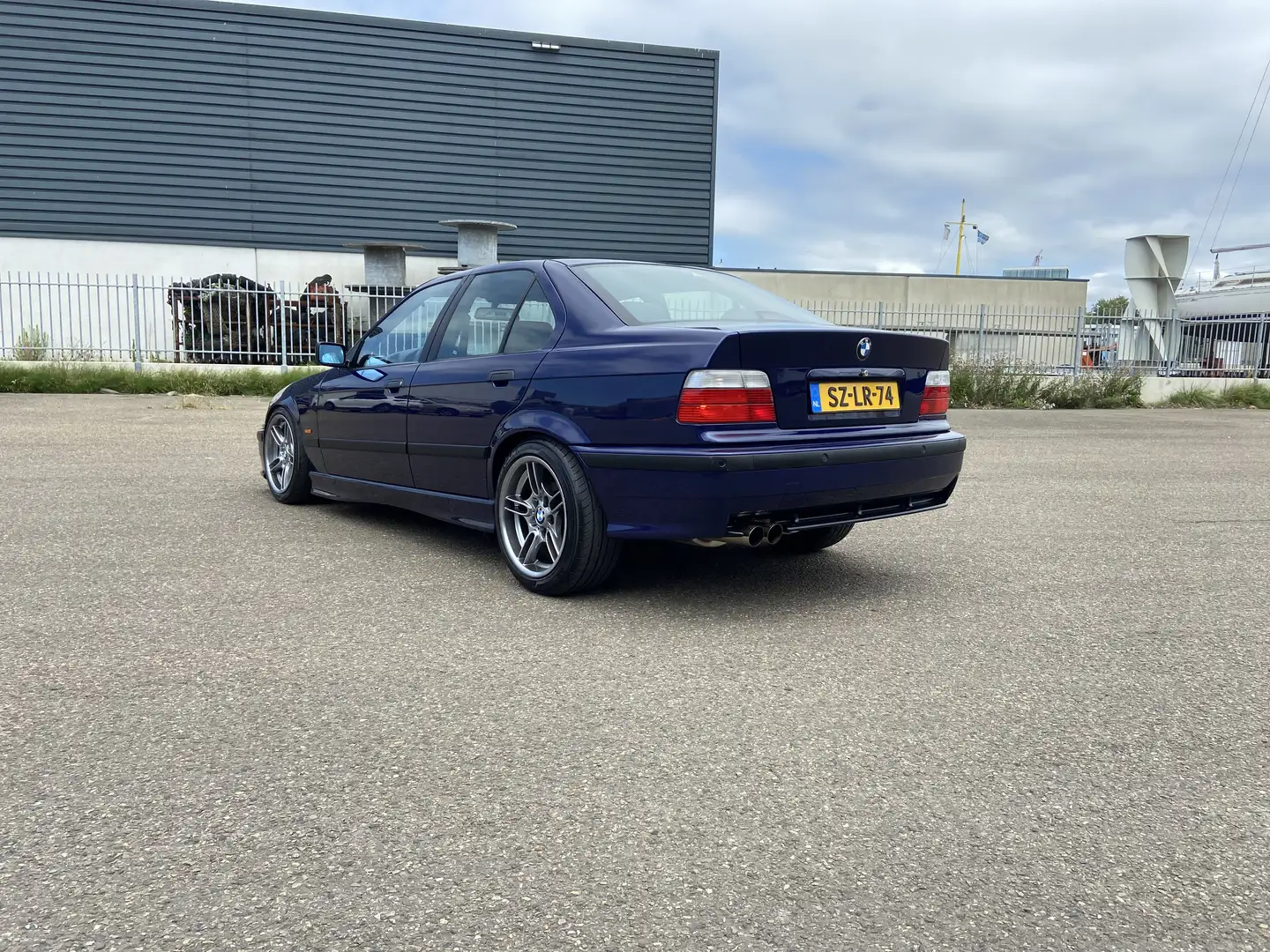 BMW 328 328i Comfort Edition - 2