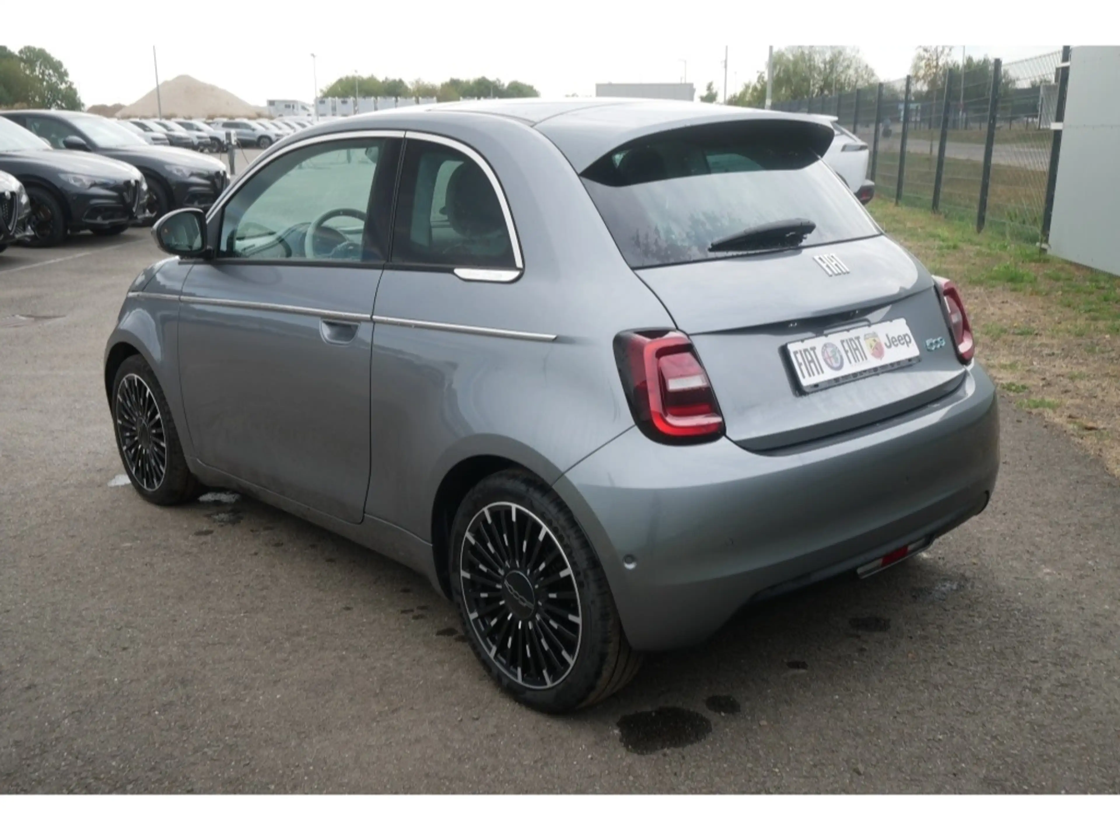 Fiat 500e BY BOCELLI AT 42 Kwh 118PS LED NAVI WINTER GLASDAC — photo 5