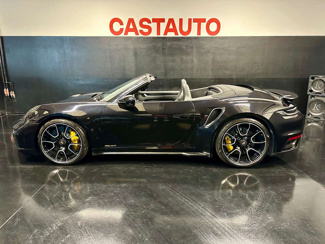 Porsche 992 911 Cabrio 3.7 Turbo S auto