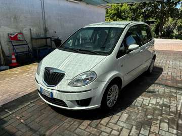 1.4 8v Diva (argento) GPL IDONEA PER NEOPATENTATI