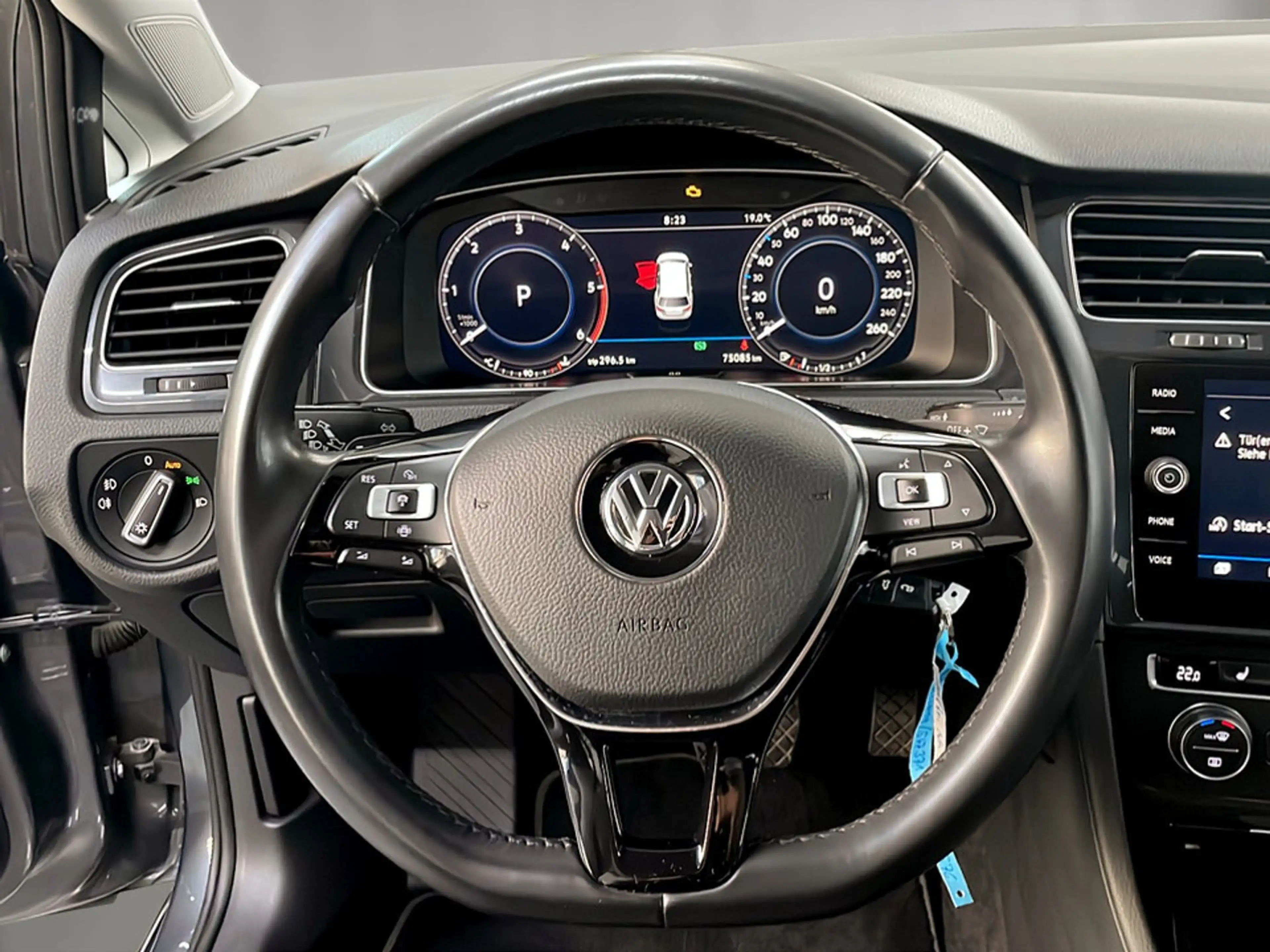 Volkswagen Golf Variant Rabbit TDI SCR DSG — photo 11