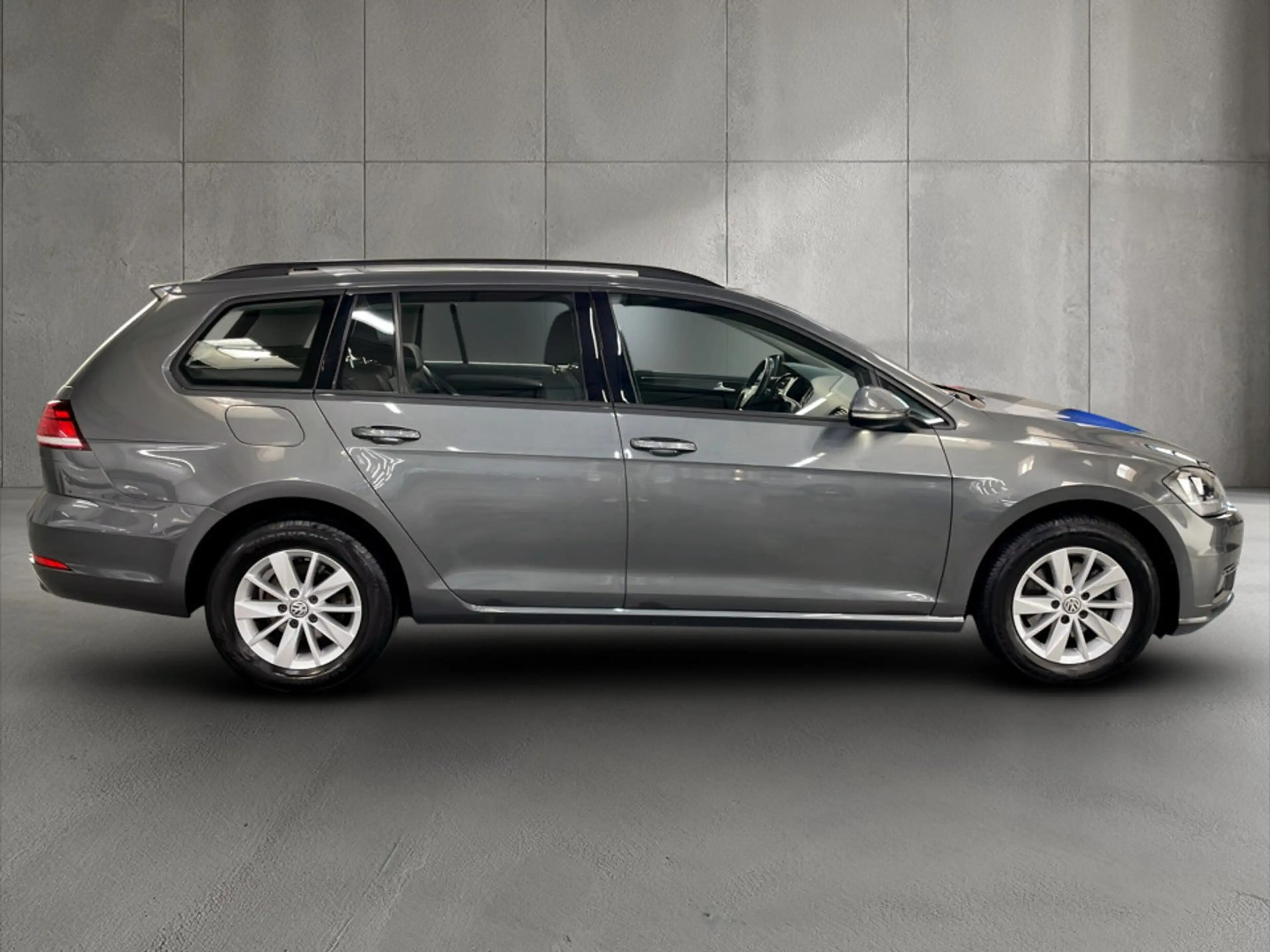 Volkswagen Golf Variant Rabbit TDI SCR DSG — photo 4