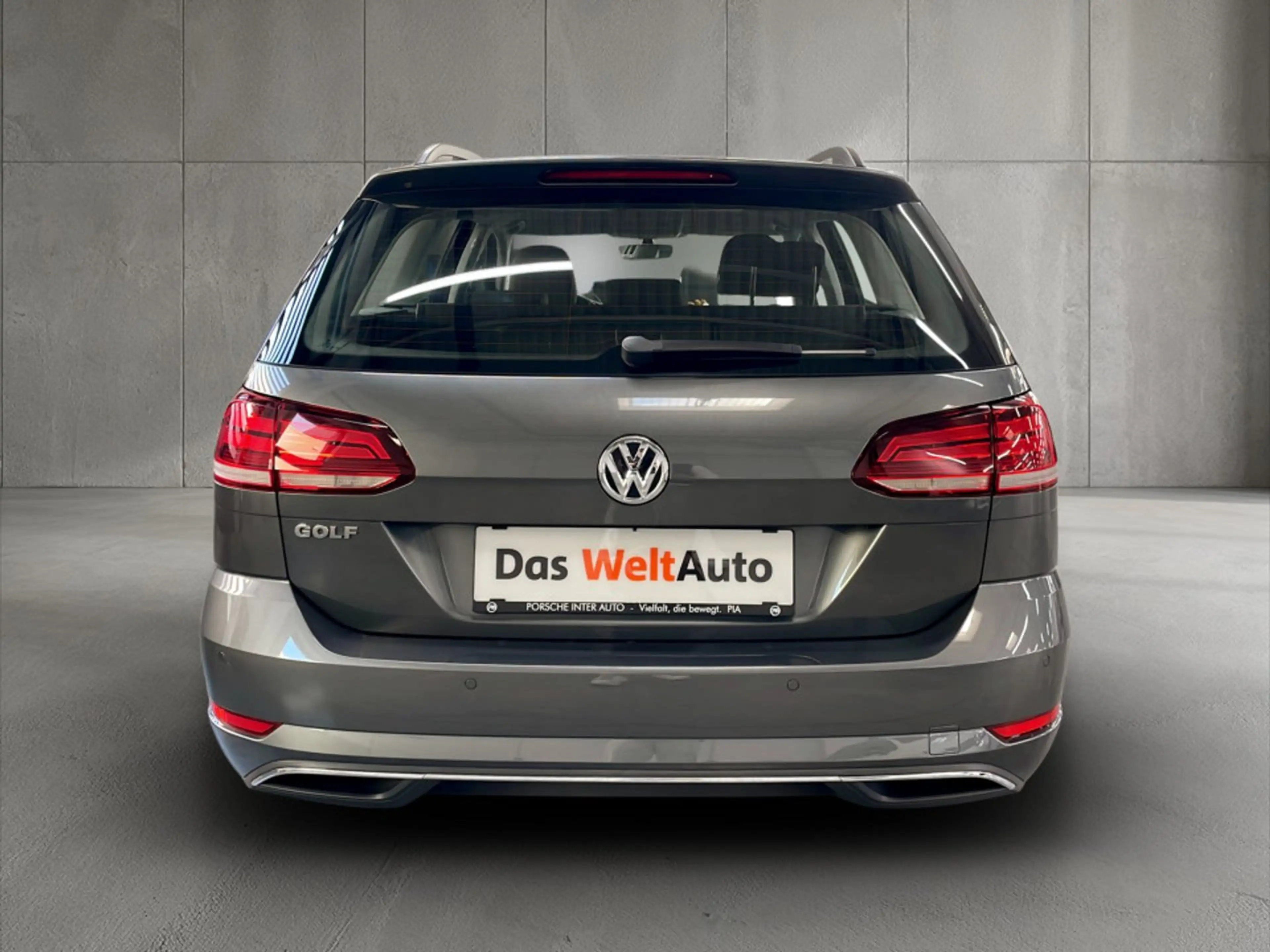 Volkswagen Golf Variant Rabbit TDI SCR DSG — photo 6